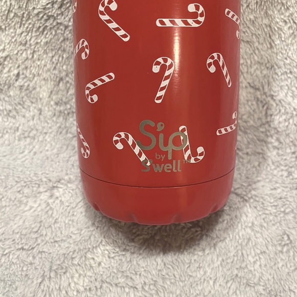 ❤️EUC S’well Vacuum-insulated Bottle Candy Cane Print - Picture 4 of 8